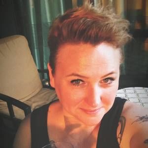 Meet your Posher, Jenny